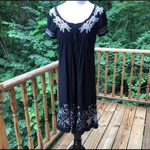 Johnny Was Black Cotton Short Sleeve Embroidered Dress